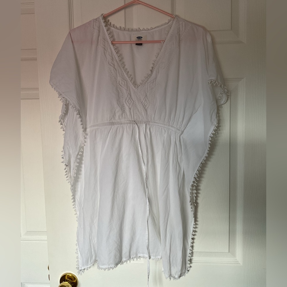Old Navy White Embroidered Swim Cover Up